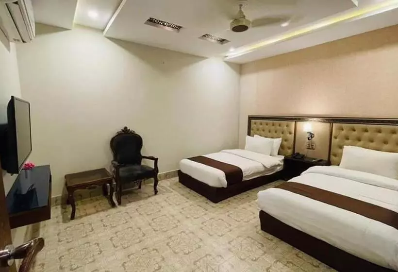 Golden Sand Hotel Rahim Yar Khan