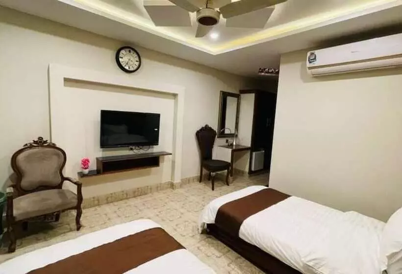 Golden Sand Hotel Rahim Yar Khan