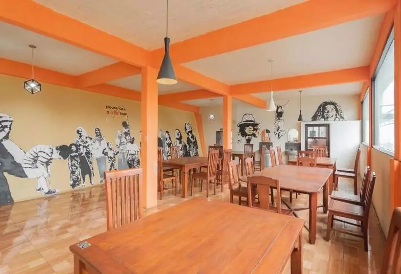 Hotelli Reddoorz Syariah @ Happy Farm Ciwidey 4