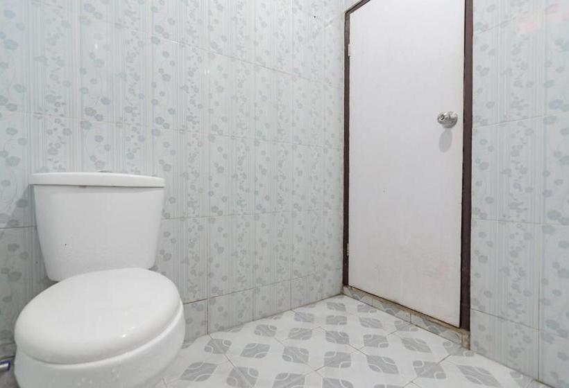 בית מלון כפרי Reddoorz Syariah @ Happy Farm Ciwidey 4