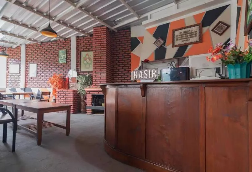 Hotelli Reddoorz Syariah @ Happy Farm Ciwidey 4