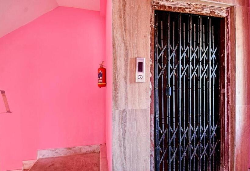 펜션 Oyo 80644 Elegant Homes