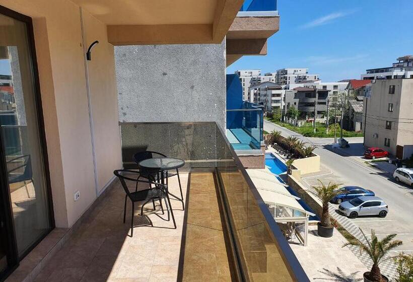 פנסיון Roca Del Mar