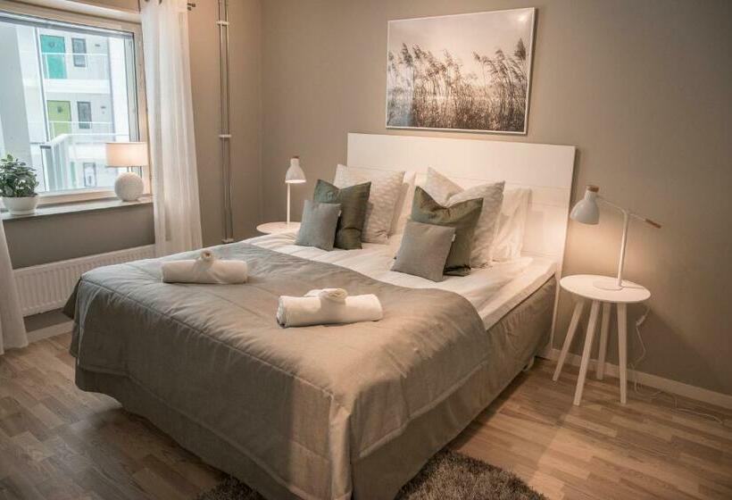 Sky Hotel Apartments Valla Berså