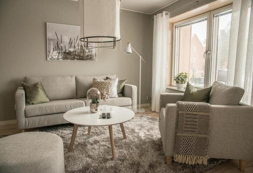 Sky Hotel Apartments Valla Berså