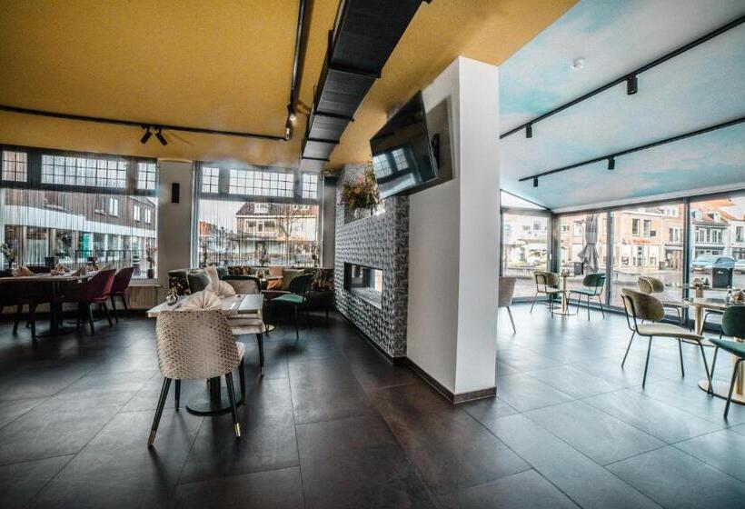 Отель Du Commerce