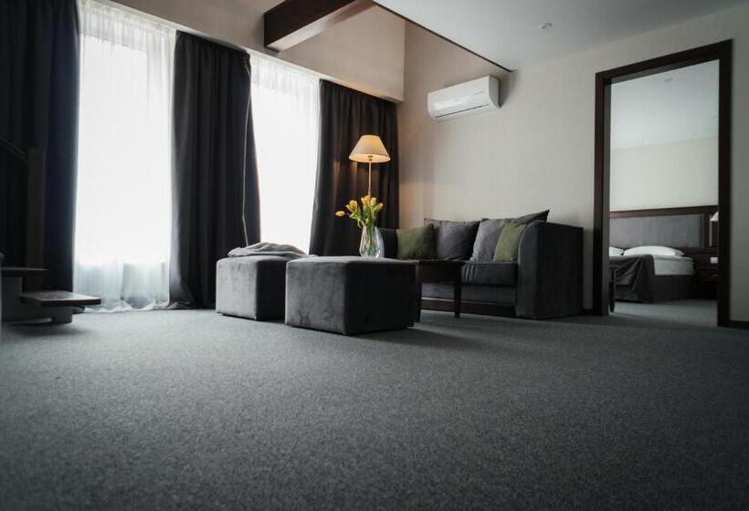 호텔 Optima Collection Bergshloss Rivne