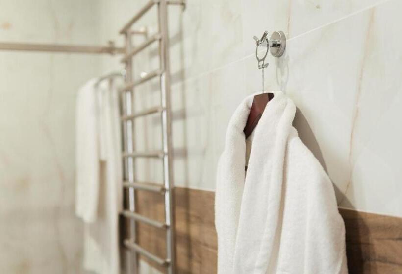 호텔 Optima Collection Bergshloss Rivne