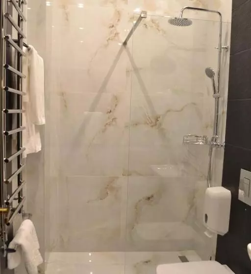 ホテル Optima Collection Bergshloss Rivne