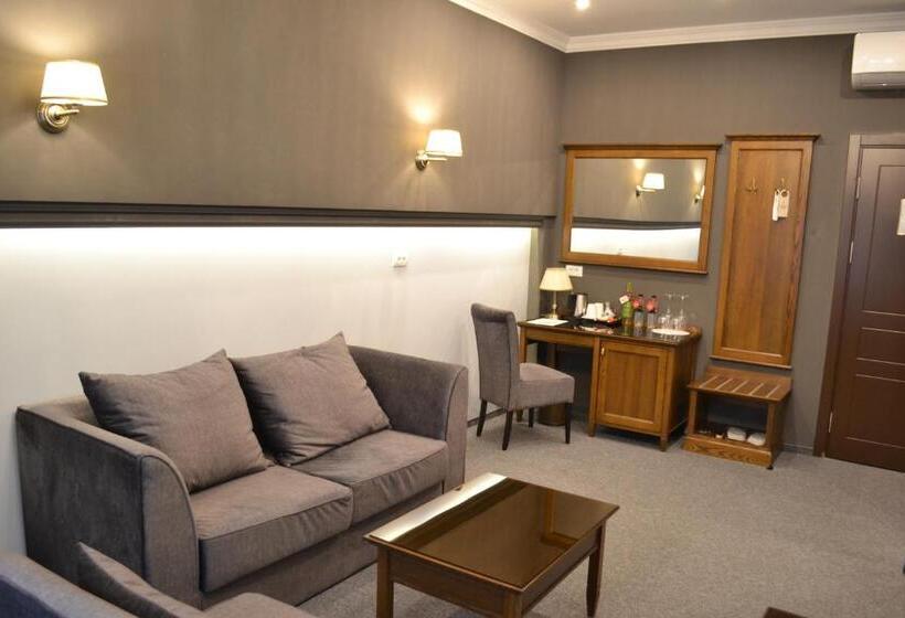 호텔 Optima Collection Bergshloss Rivne