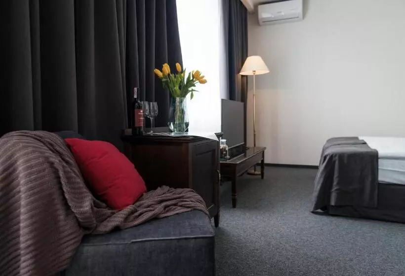 ホテル Optima Collection Bergshloss Rivne