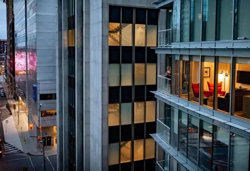 ホテル Restays Ottawa