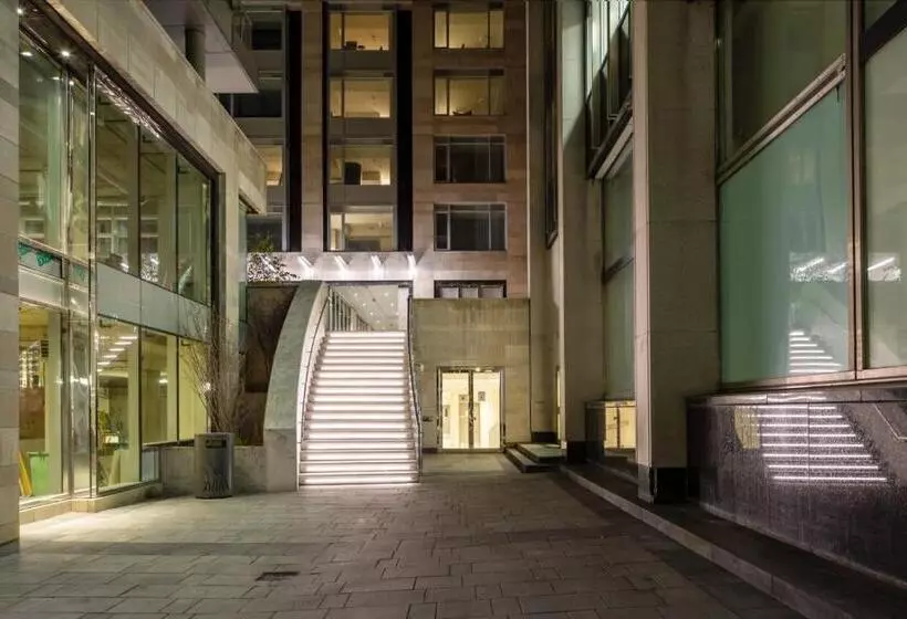 ホテル Restays Ottawa