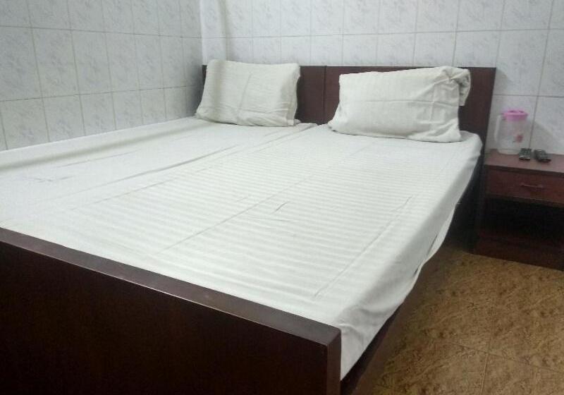 호텔 Spot On 80584 Pudur Lucky Mansion