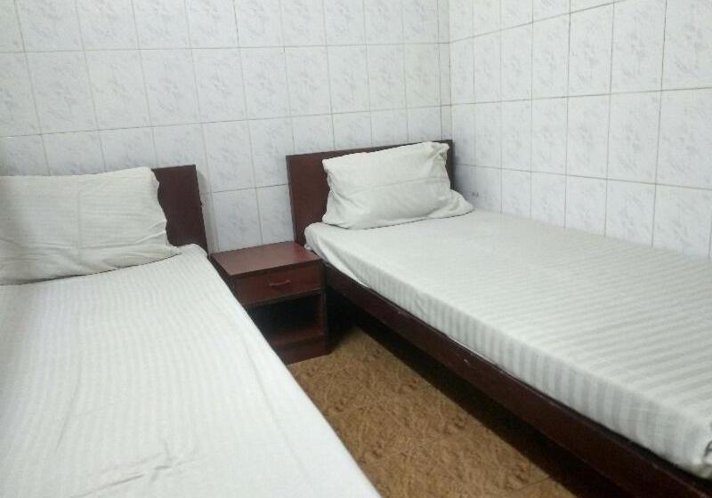 호텔 Spot On 80584 Pudur Lucky Mansion