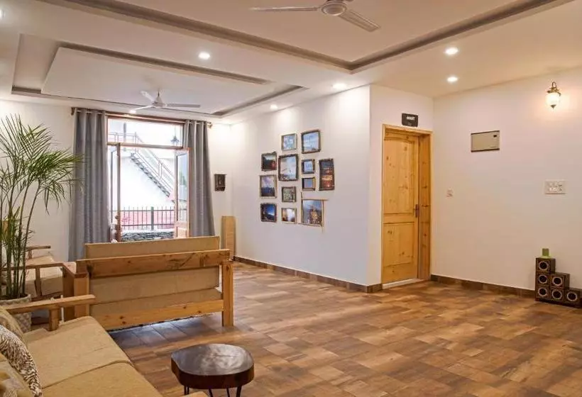 ペンション Ilaka Homes
