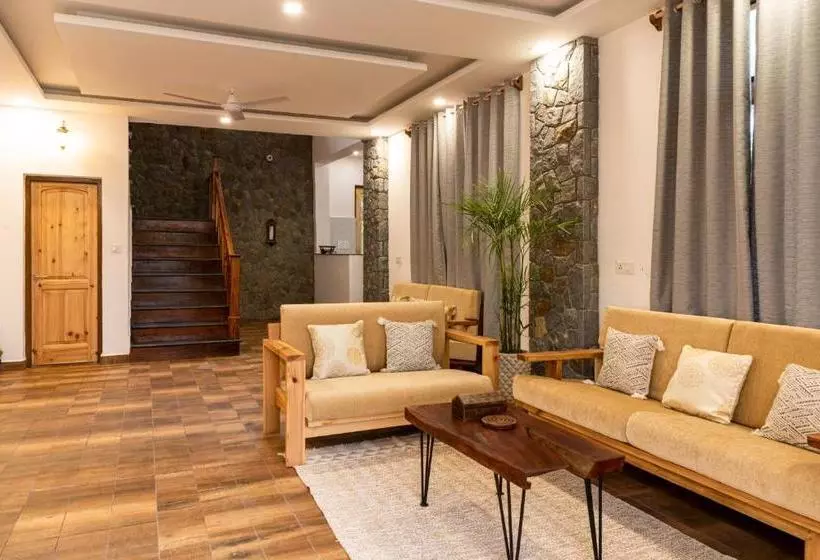 ペンション Ilaka Homes