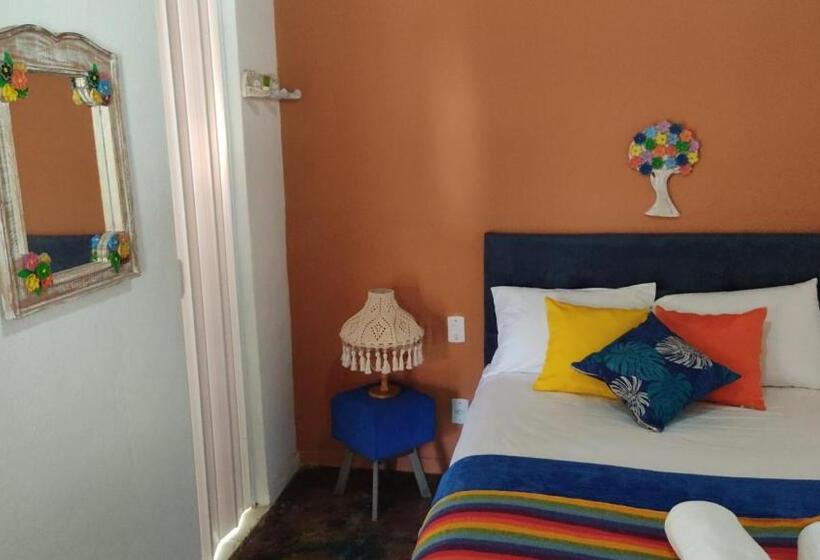 ペンション Cantinho Shirloca