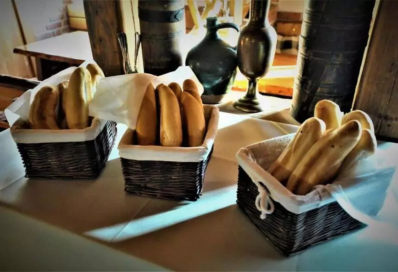 Majatalo Reštaurácia Penzión Na Mlyne