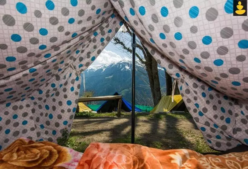 Resort Livingstone Snow Region Campsite