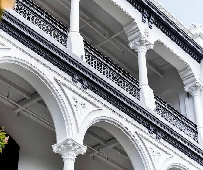 فندق Challis Potts Point