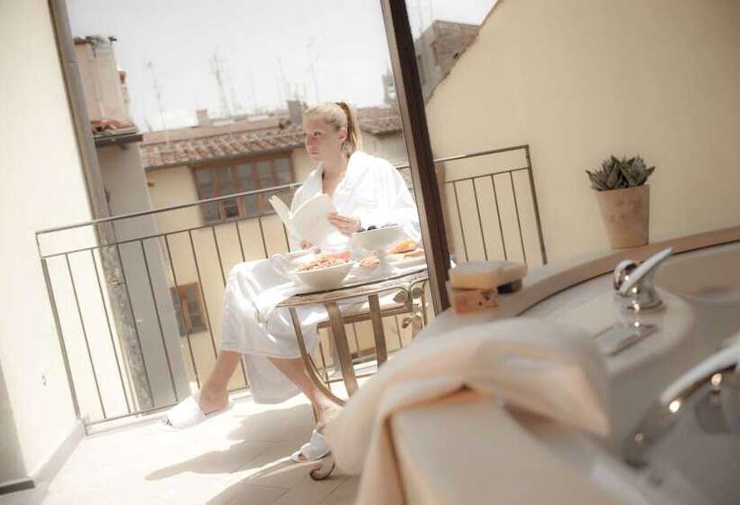 Golden Tower Hotel & Spa