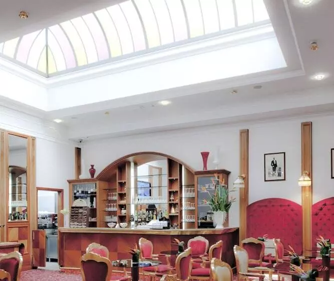 Golden Tower Hotel & Spa