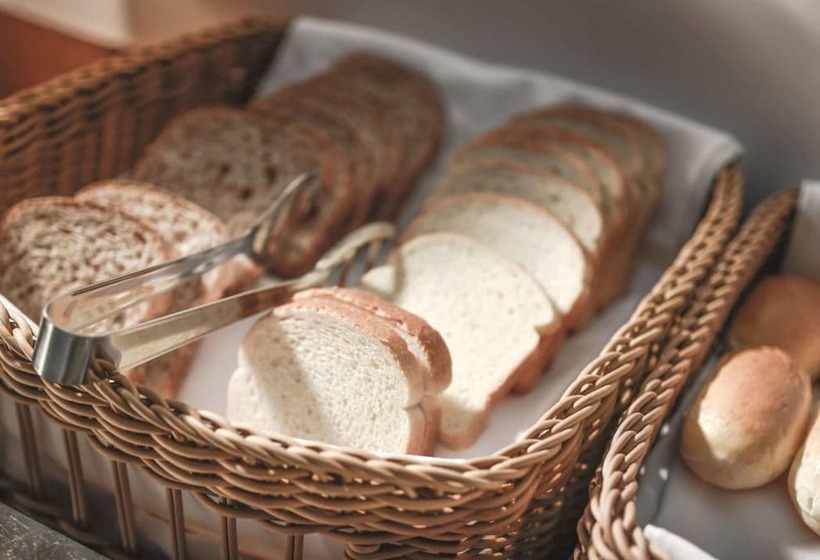 Golden Tower Hotel & Spa