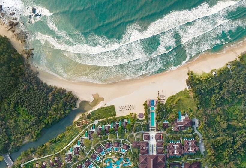فندق Le Méridien Shimei Bay Beach Resort & Spa