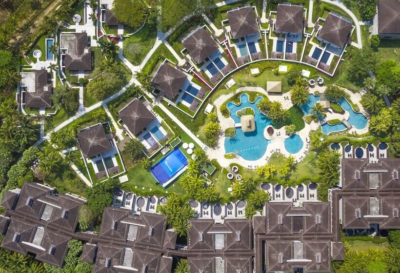 فندق Le Méridien Shimei Bay Beach Resort & Spa