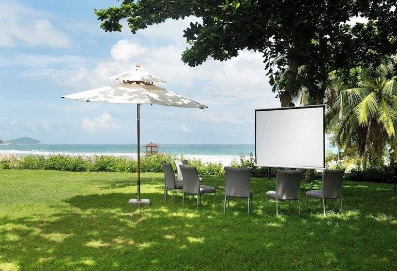 فندق Le Méridien Shimei Bay Beach Resort & Spa