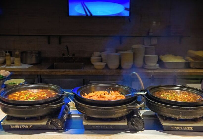 فندق Le Méridien Shimei Bay Beach Resort & Spa