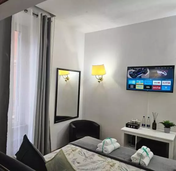 בית מלון כפרי Max