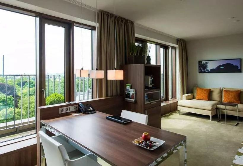 هتل Melia Düsseldorf