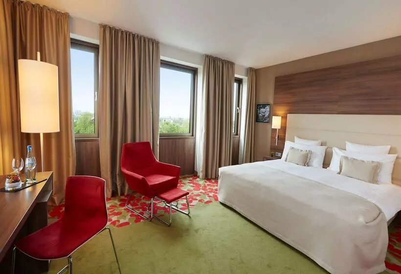 هتل Melia Düsseldorf