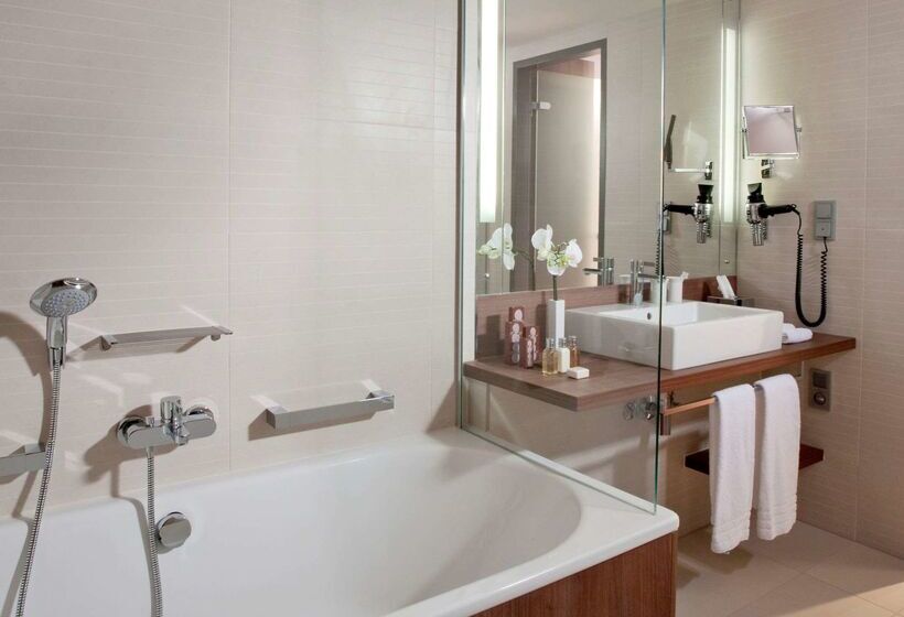 هتل Melia Düsseldorf