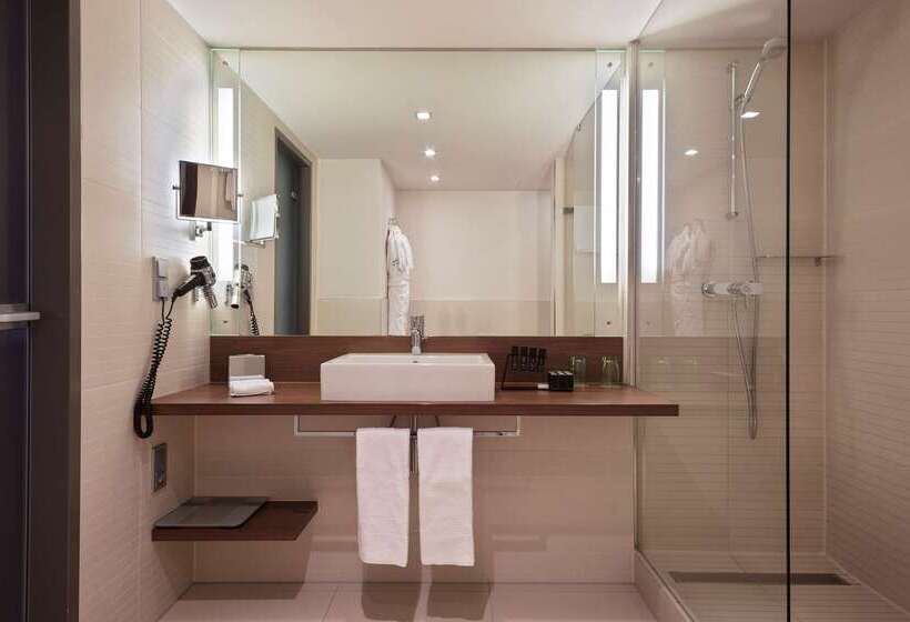 هتل Melia Düsseldorf