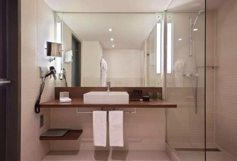 هتل Melia Düsseldorf