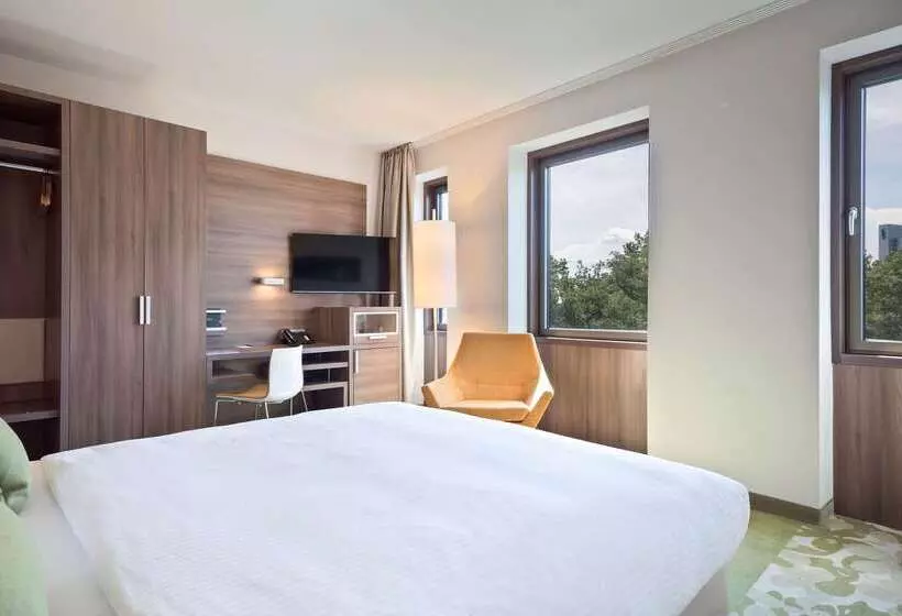 هتل Melia Düsseldorf