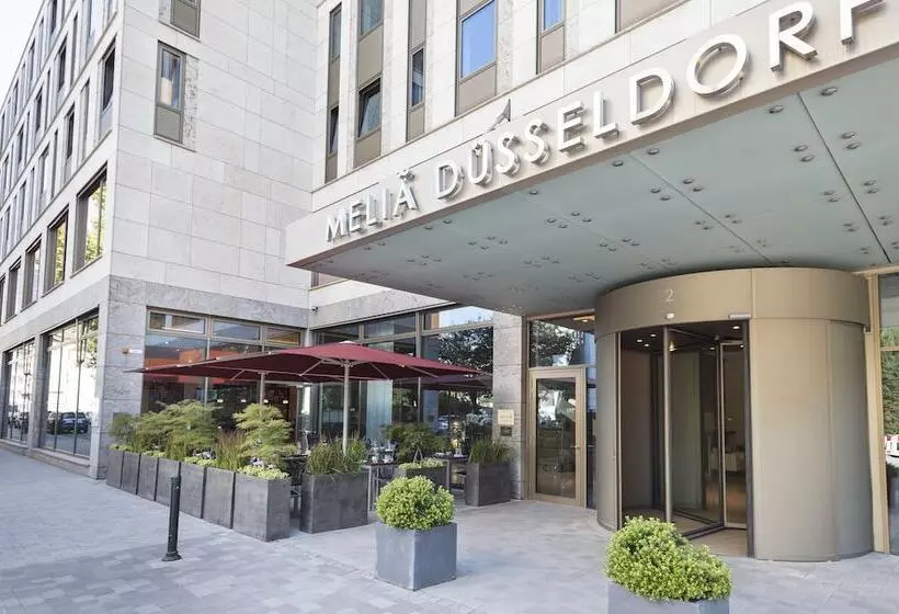 هتل Melia Düsseldorf