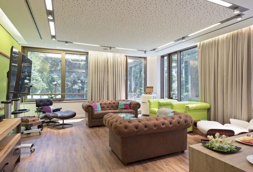 هتل Melia Düsseldorf