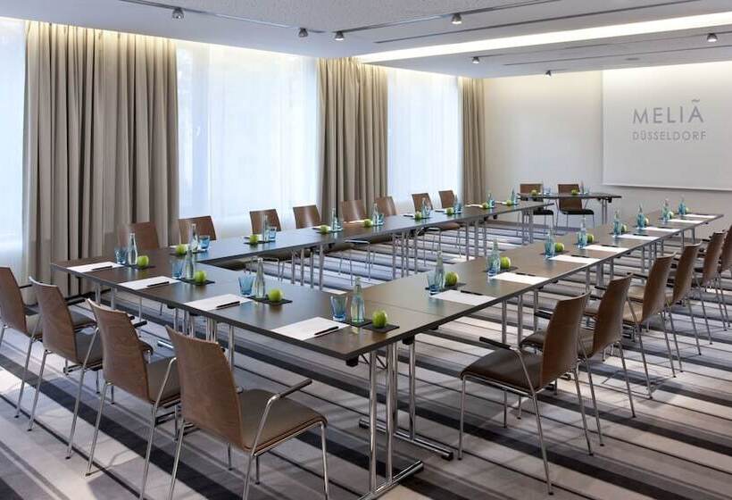 هتل Melia Düsseldorf