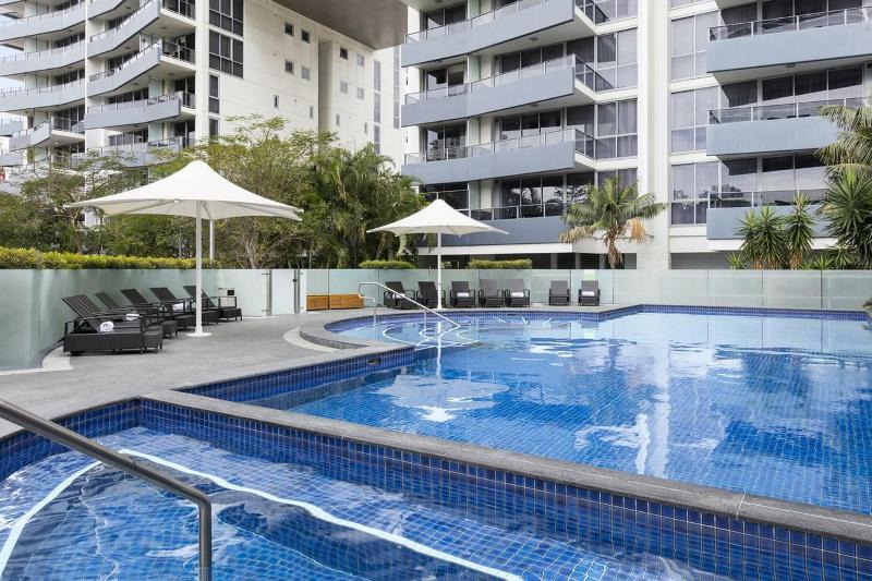 فندق Meriton Suites Broadbeach