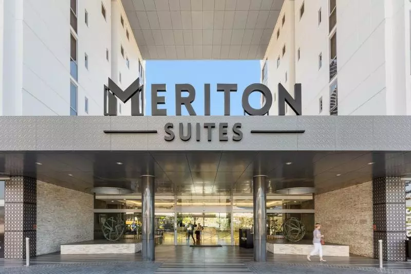 ホテル Meriton Suites Broadbeach
