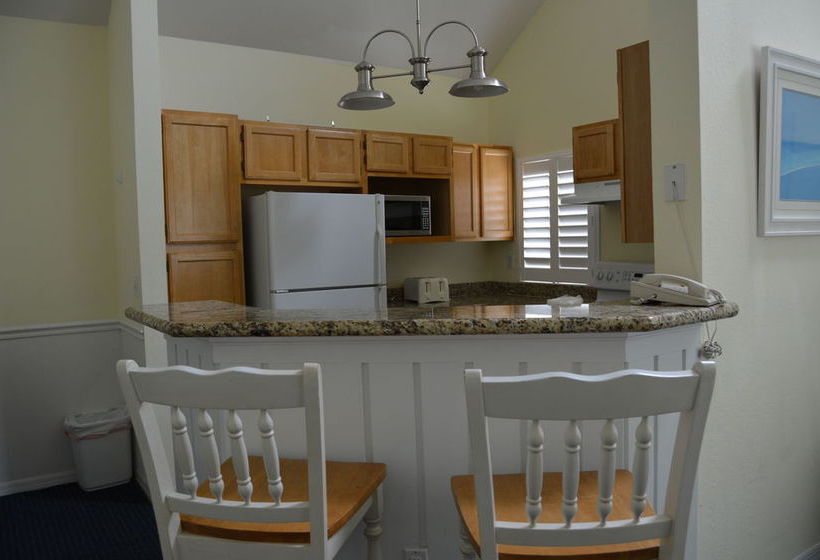 ホテル Runaway Beach Club Resort