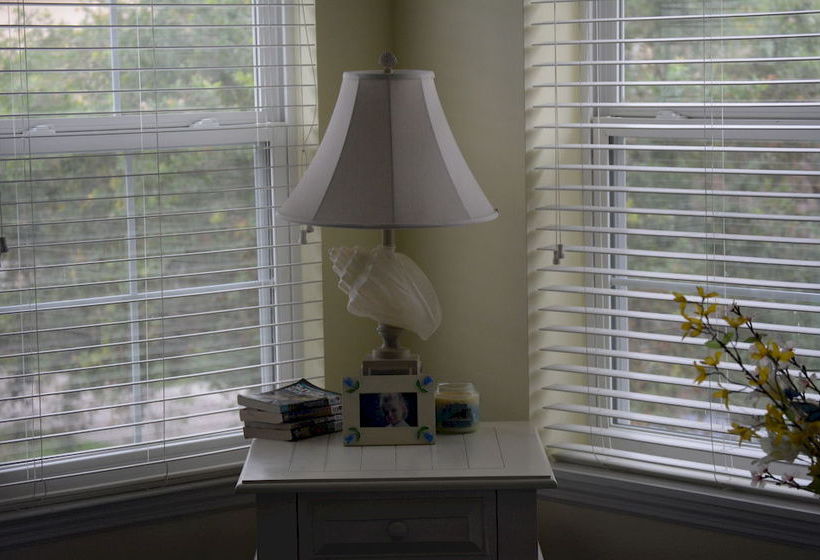 ホテル Runaway Beach Club Resort