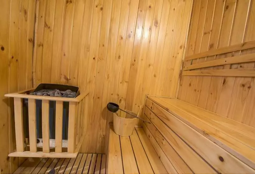 ホテル Muong Thanh Holiday Hue