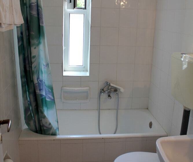 בית מלון כפרי Nefeli