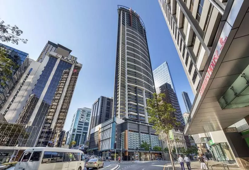 فندق Oaks Brisbane Aurora Suites