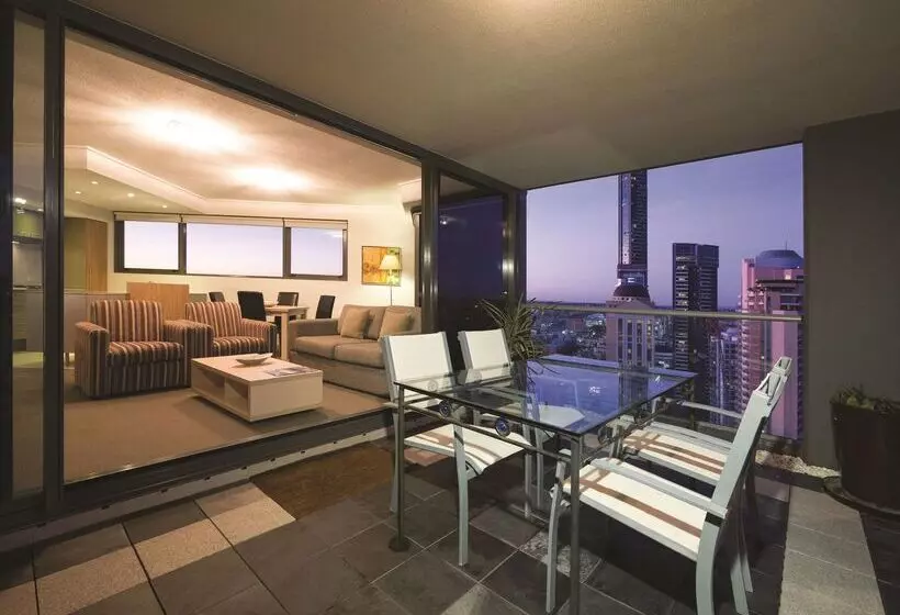 فندق Oaks Brisbane Aurora Suites